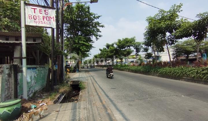 tampak depan gudang jual banjar sugihan sebelah