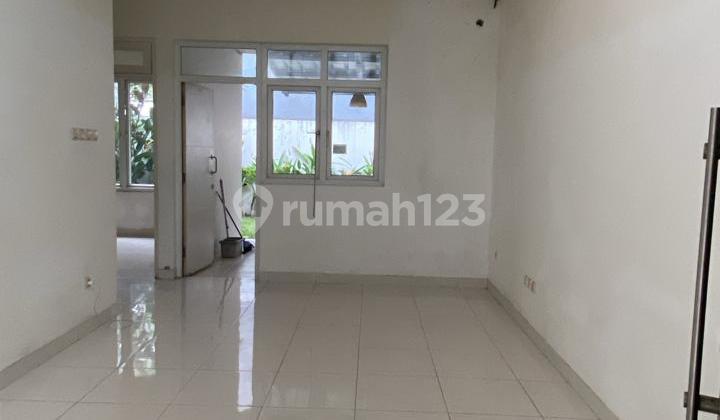 ruang keluarga dijual rumah di citragran cibubur
