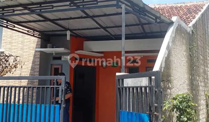 tampak depan rumah dijual shm pintu ledeng,