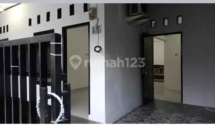 tampak depan di jual rumah siap huni