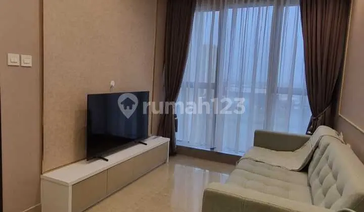 ruang keluarga siap huni apartemen jepang mewah