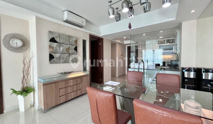 ruang makan kemang village 2br apartment fully