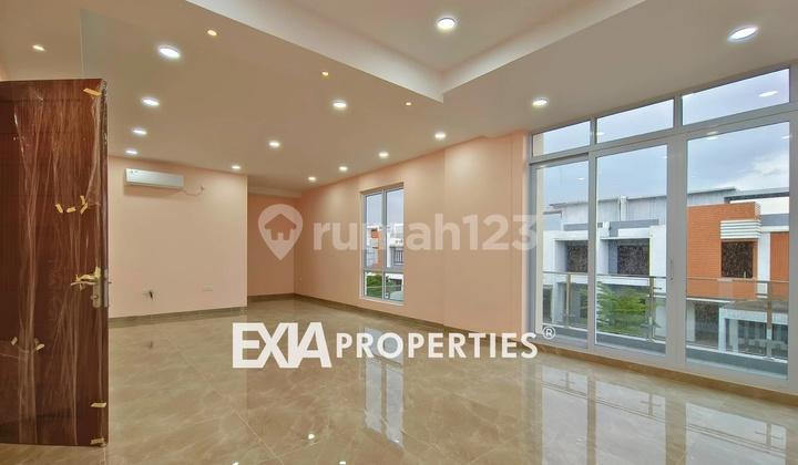 kamar tidur rumah mewah roof top view