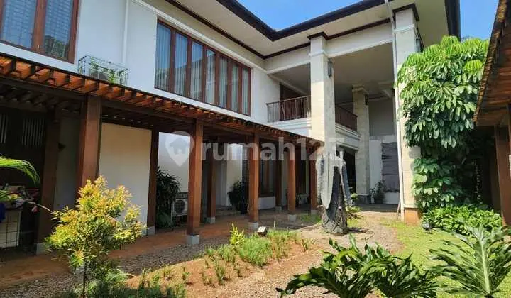 foto lainnya rumah mewah bergaya resort di