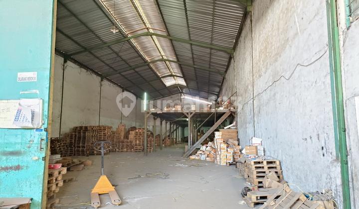 ruang tamu gudang luas harga bawah pasaran