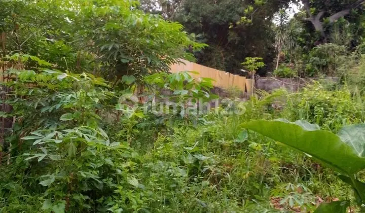 tampak depan jual tanah matang strategis 670