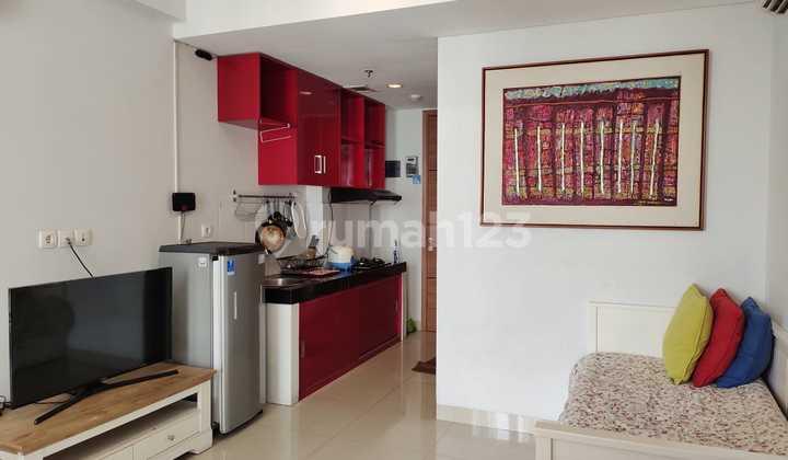 ruang keluarga disewa apartemen dago suites type