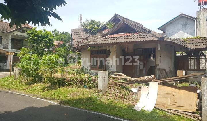 tampak depan rumah hoek hitung tanah di