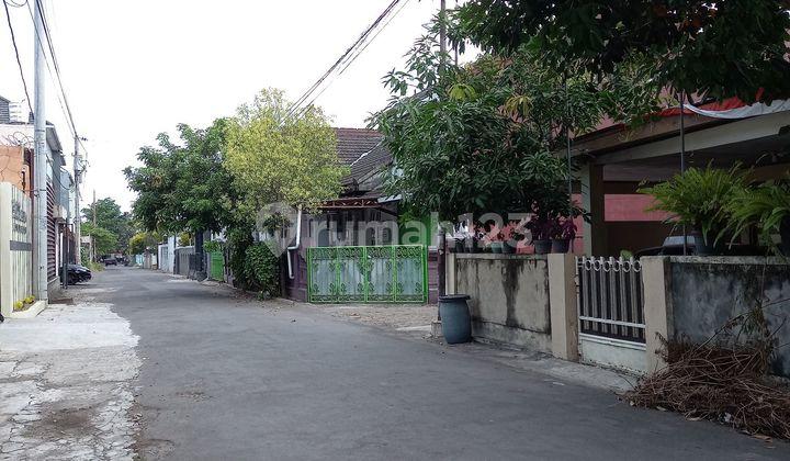 tampak depan tanah bonus rumah cocok untuk