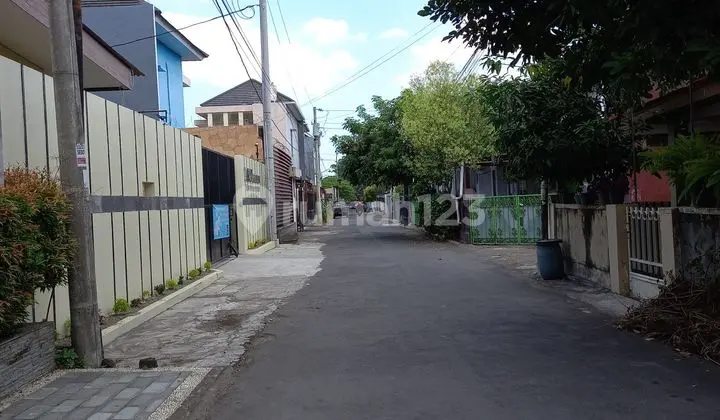 tampak depan tanah bonus rumah cocok untuk