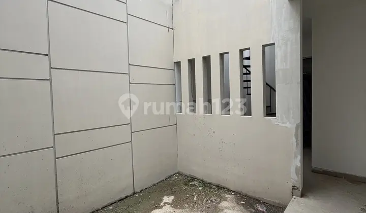 backyard bisa kpr rumah pik2 pasir