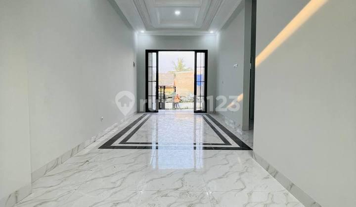 ruang makan rumah siap huni tanah di