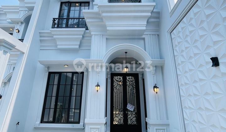 tampak depan rumah siap huni shm dekat