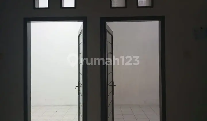 foto lainnya dijual rumah komplek bumi asri