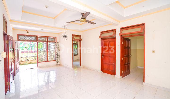 foto lainnya rumah luas 2 lantai 6