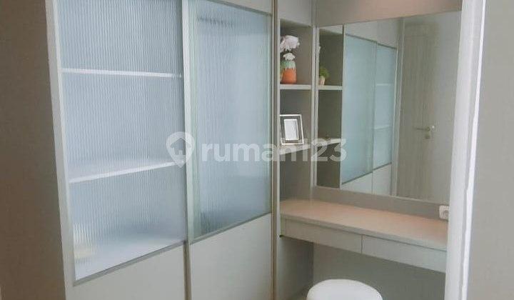 kamar tidur rumah grand pakuwon cluster queensland