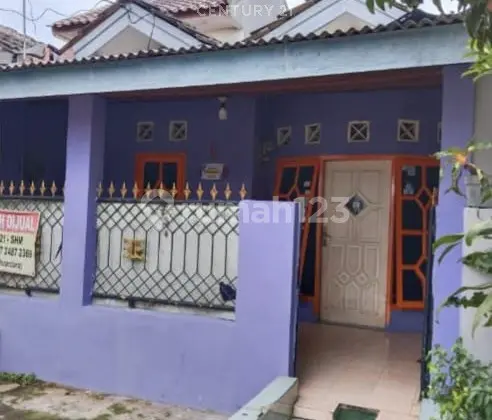 tampak depan rumah murah dekat sekolah di