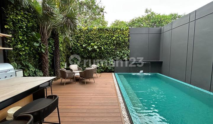 backyard rumah mewah premium di central