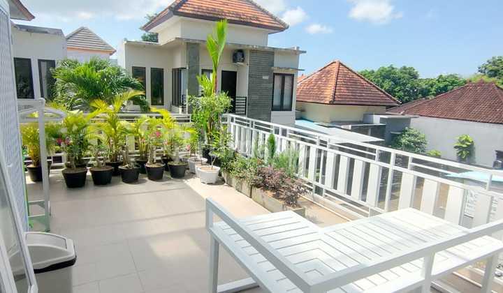 tampak depan rumah row jalan 7 meter