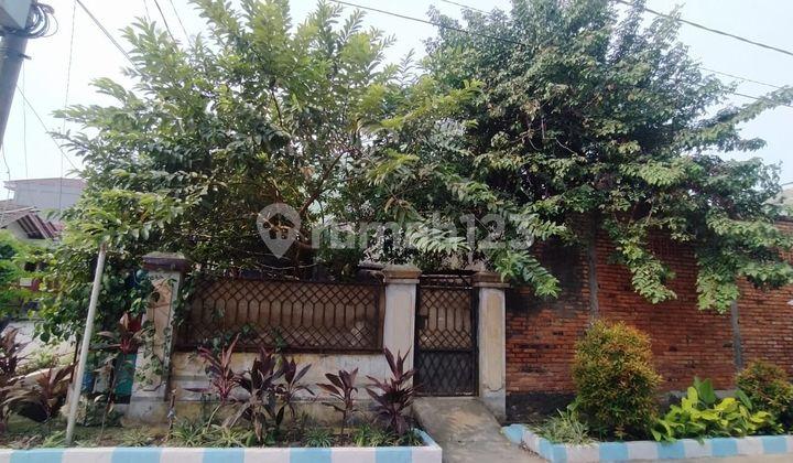 tampak depan rumah huk hitung tanah shm