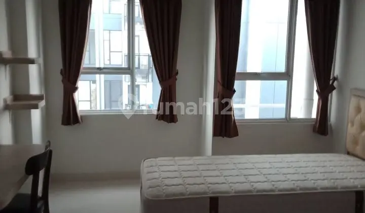 kamar tidur apartemen elvis tower jababeka cikarang