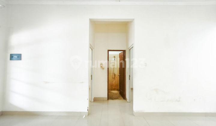 ruang tamu rumah lt 150 hadap utara