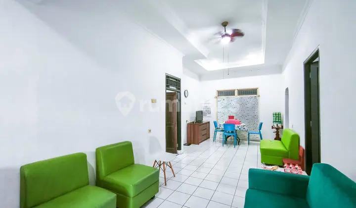 ruang tamu rumah lt 134 strategis 14