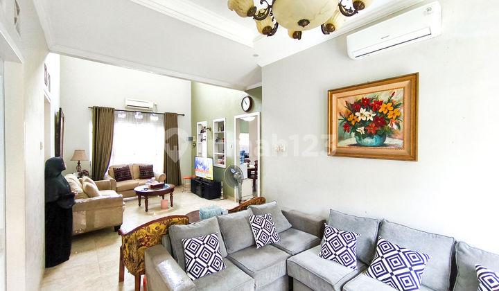 foto lainnya rumah 6 kamar tidur shm