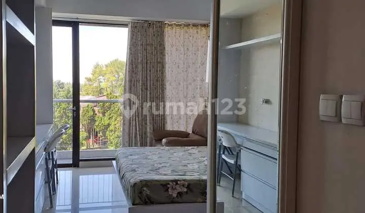 kamar tidur apartemen beverly type studio dago