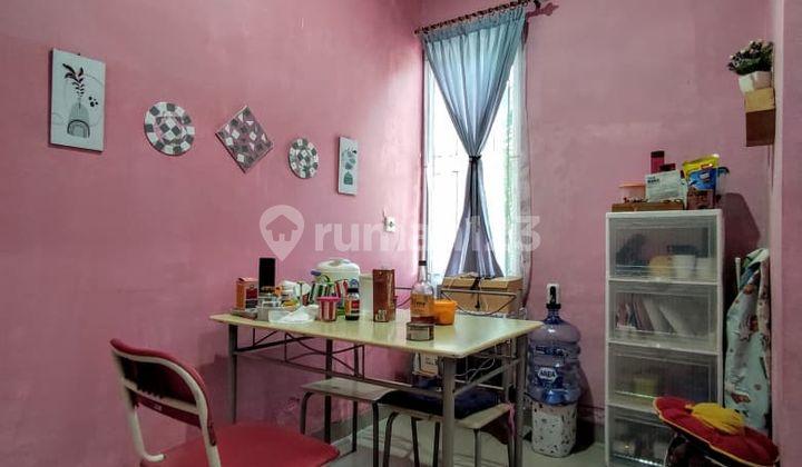 ruang makan di jual**rumah dekat stasiun kota