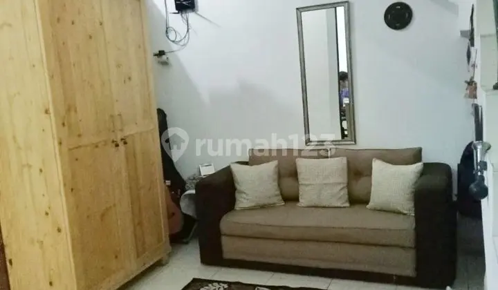ruang makan dijual cepat rumah di violet