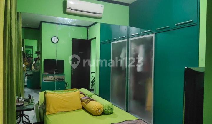 kamar tidur dijual rumah 2 lantai perumahan