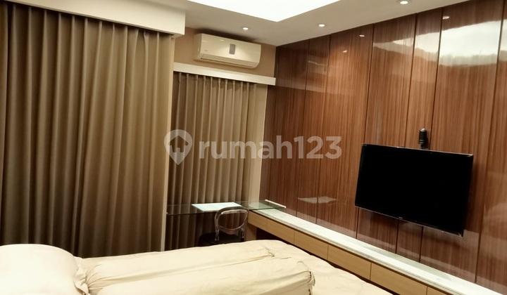 kamar tidur apartemen orchard pakuwon minimalis elegan