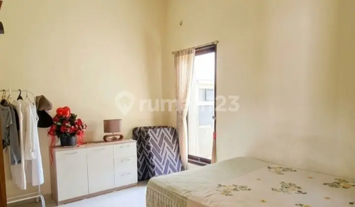 kamar tidur dijual rumah minimalis kondisi terawat