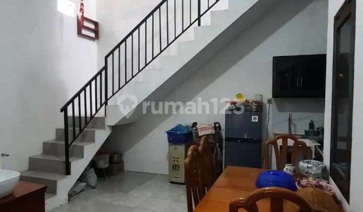 ruang makan dijual rumah minimalis terawat 1,5lt