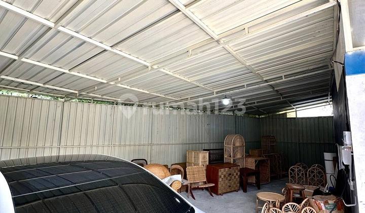 garasi/carport dijual rumah minimalis bagus bersih