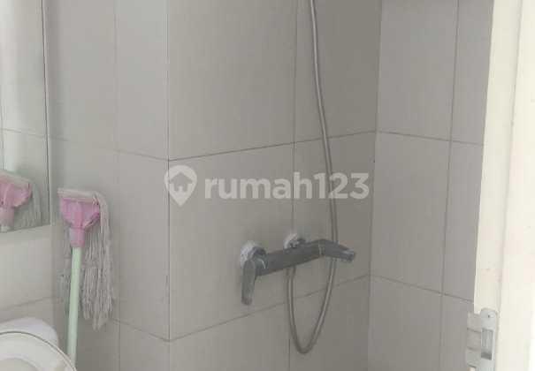 kamar mandi disewakan apartemen tanglin 2br, pakuwon