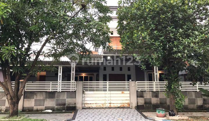 tampak depan raya aquamarin kota baru driyorejo