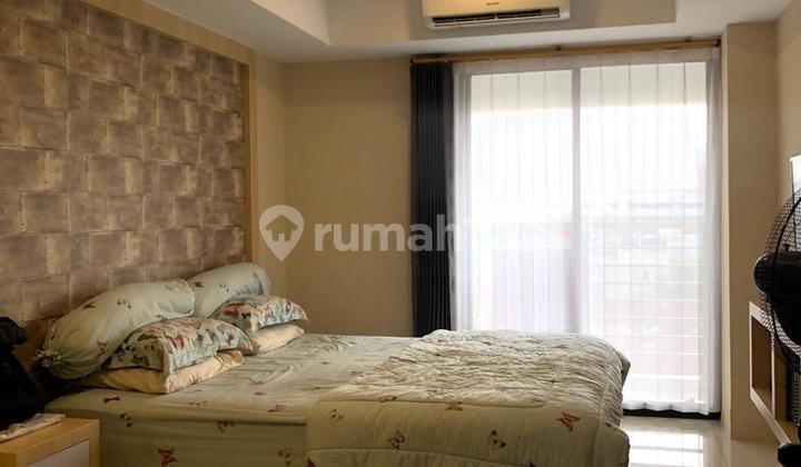 kamar tidur apartemen de prima medan bagus