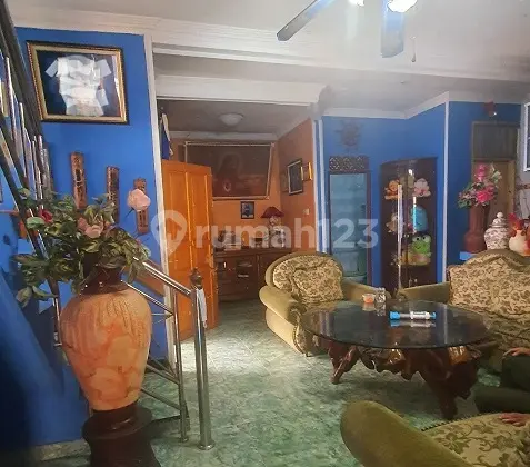 ruang tamu dijual cepat murah. rumah 2