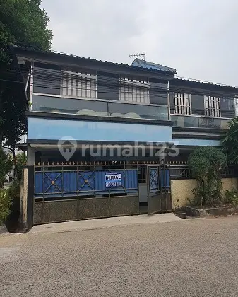 tampak depan dijual cepat murah. rumah 2