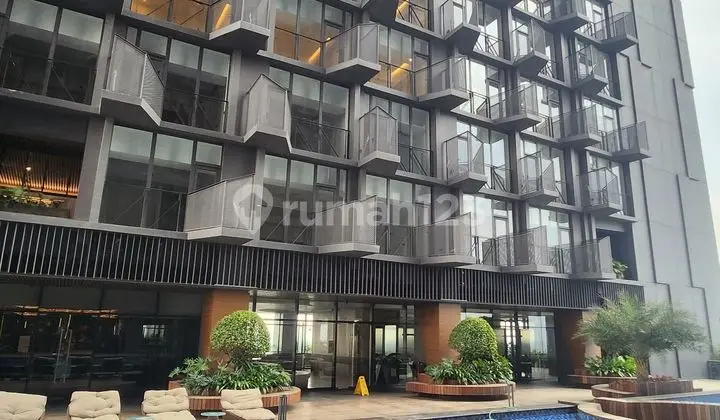 kolam renang dijual apartemen mewah carstenz residence