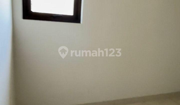 foto lainnya cluster regentown depan ice bsd