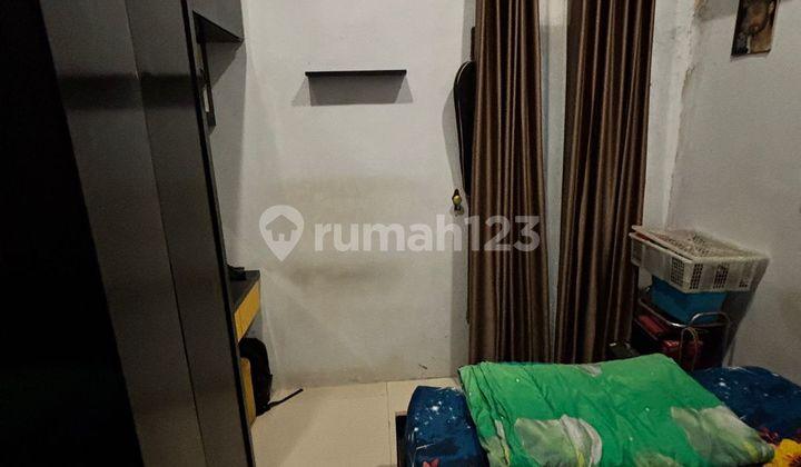 kamar tidur rumah di griya madya ,