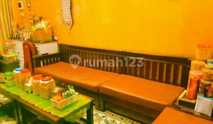 ruang tamu rumah di bogor, cibubur, komp.