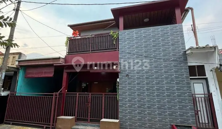 tampak depan rumah di bogor, cibubur, komp.