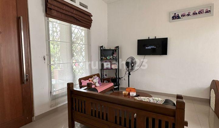 ruang tamu dijual rumah siap huni di