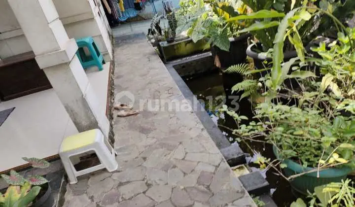 tampak depan dijual rumah hunian di perumahan