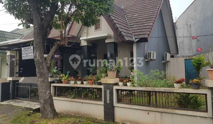 tampak depan rumah di bumi sentosa cibinong