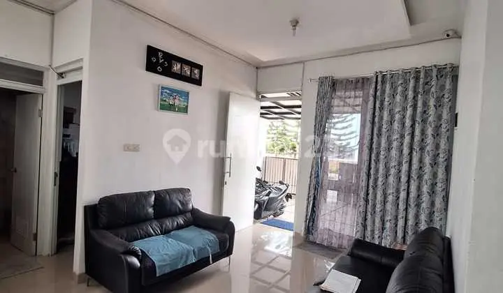 ruang tamu rumah di villa bogor indah